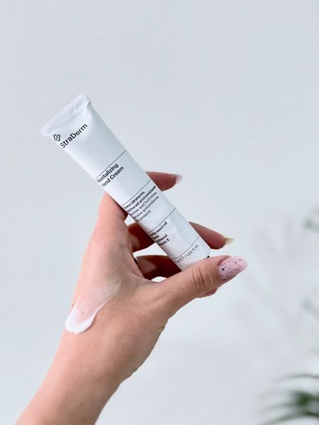 Зволожуючий крем для рук StraDerm, Revitalizing Hand Cream 50 ml M-103 фото