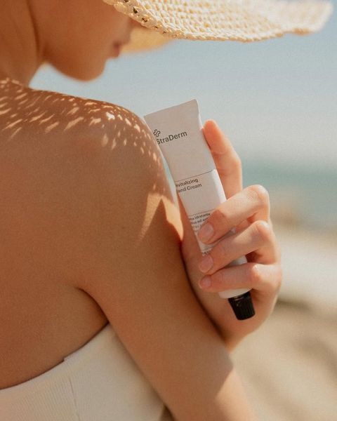 Зволожуючий крем для рук StraDerm, Revitalizing Hand Cream 50 ml M-103 фото