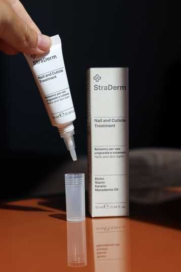 Гель для відновлення нігтьової пластини та кутикули StraDerm