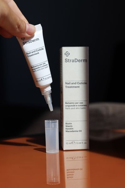 Гель для відновлення нігтьової пластини та кутикули StraDerm, Nail and Cuticle Treatment, 10 мл С-112 фото