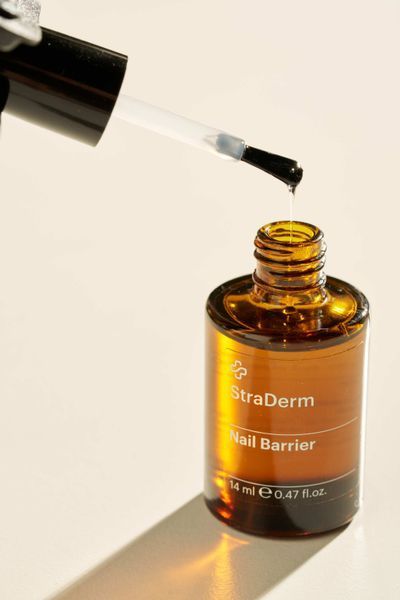 Зміцнюючий лак для нігтів StraDerm, Nail Barrier, 14 мл С-109 фото